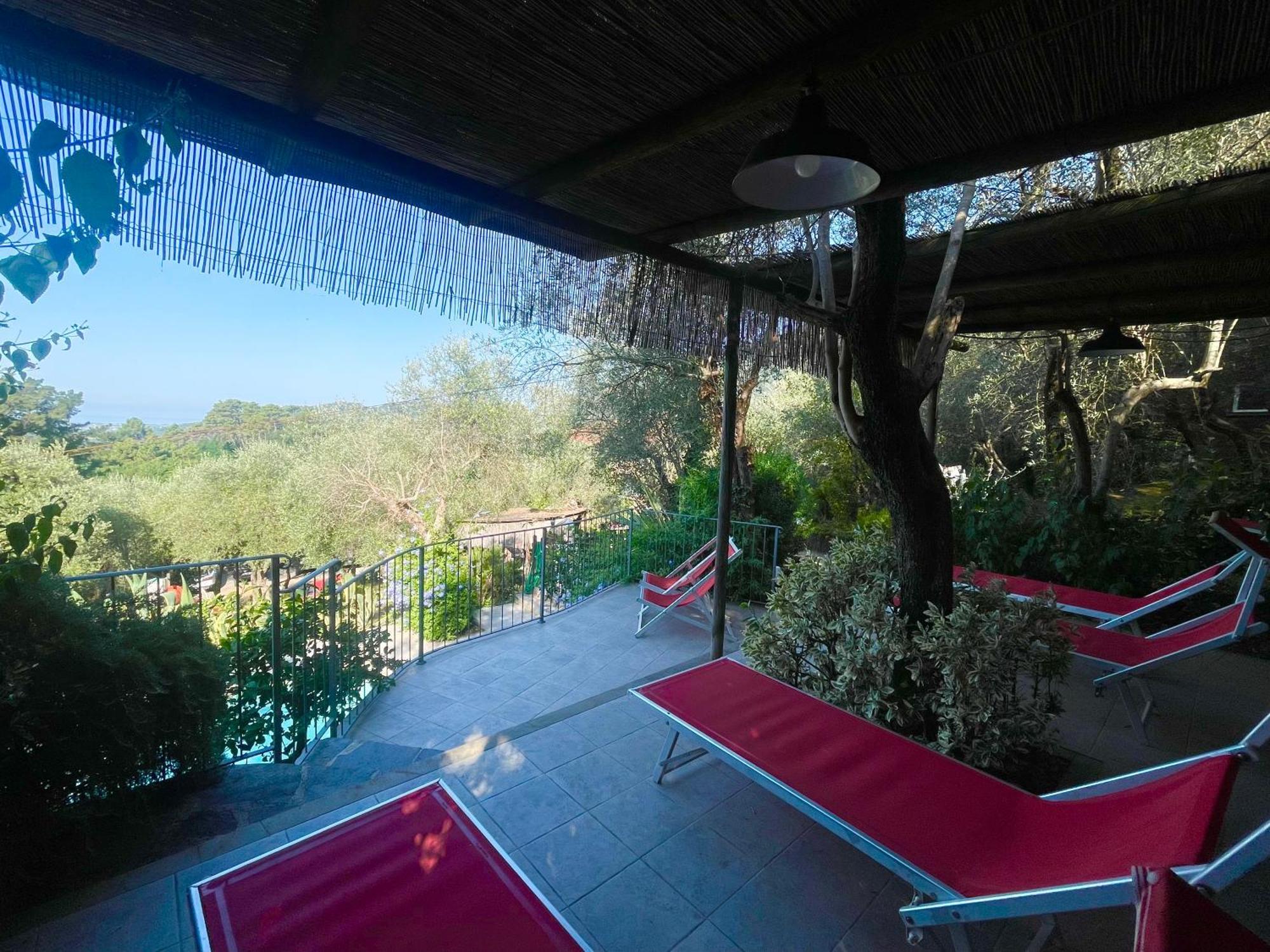 Bed and Breakfast Casa Del Sole Камайоре Экстерьер фото